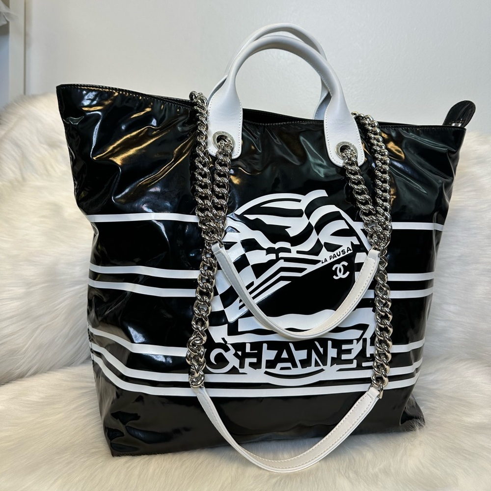 Stunning CC Black and White Tote with Chain Straps